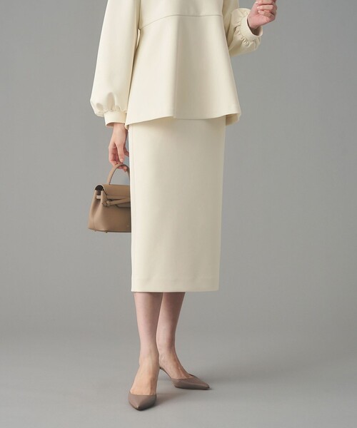 UNITED ARROWS(ユナイテッドアローズ)の「SPONGY タイトスカート(スカート・レディース・オフホワイト/ブラック/ネイビー・40/38/36)」の4枚目の写真