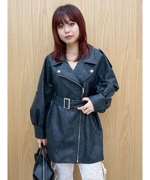 EVRIS（エヴリス）の「オーバーサイズライダースジャケット（ライダースジャケット・レディース・ホワイト/ブラック・FREE）」の4枚目の写真