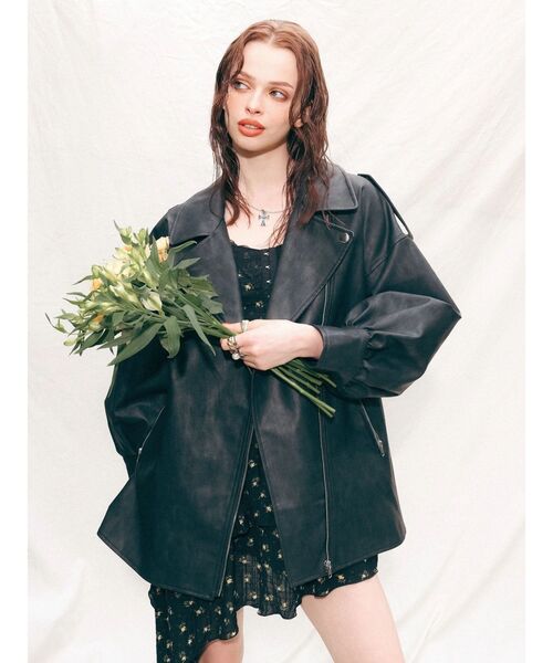 EVRIS（エヴリス）の「オーバーサイズライダースジャケット（ライダースジャケット・レディース・ホワイト/ブラック・FREE）」の5枚目の写真