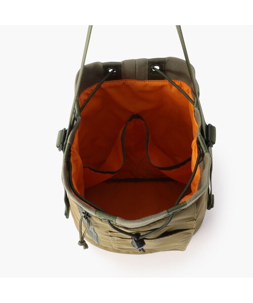 BRIEFING（ブリーフィング）の「DRAWSTRING SHOULDER（Lサイズ）（ショルダーバッグ・メンズ・カーキ/ブラック・FREE）」の13枚目の写真