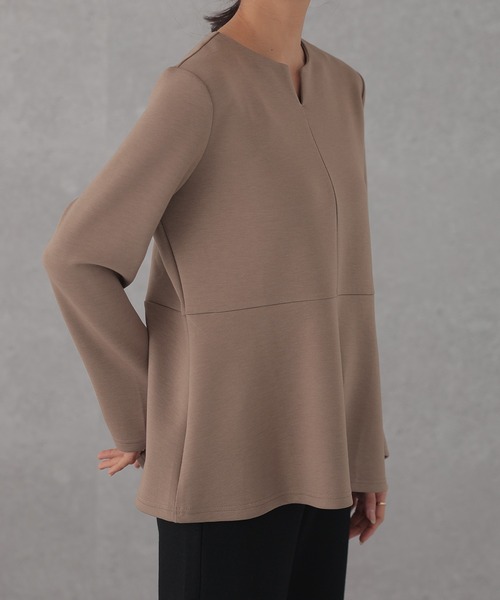 セール】スキッパー ネック 切り替え ペプラム 長袖 トップス（Tシャツ