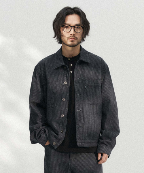 WMC(ダブリューエムシー)の「デニムストライプトラッカーブルー(デニムジャケット・メンズ・ブラック・MEDIUM/LARGE)」の1枚目の写真