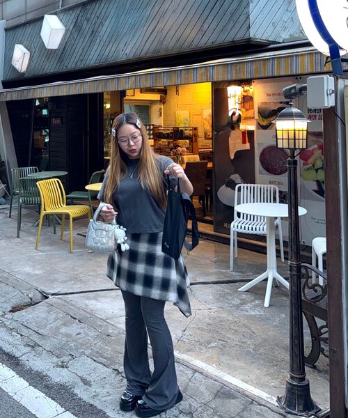 C WEAR BY THE GENIUS(シーウェアバイザジーニアス)の「メンズ クロップTシャツ チャコール(Tシャツ/カットソー・メンズ・その他・XX-LARGE/X-SMALL/SMALL/MEDIUM/LARGE/X-LARGE)」の13枚目の写真