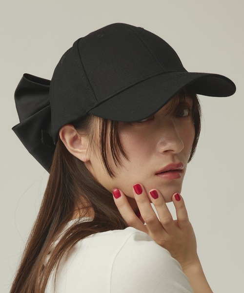 Narcissus(ナルシス)の「ビッグリボンキャップ/個性派(キャップ・レディース・ホワイト/ブラック・FREE)」の6枚目の写真