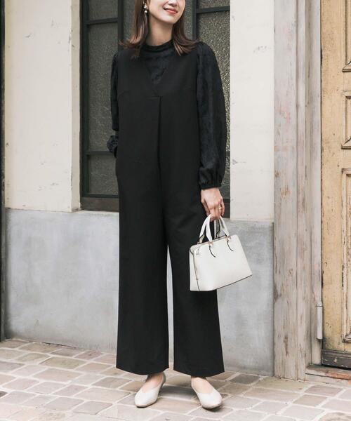 URBAN RESEARCH DOORS（アーバンリサーチドアーズ）の「Vネックタックオールインワン（その他パンツ・レディース・ブラック・SMALL/MEDIUM）」の5枚目の写真