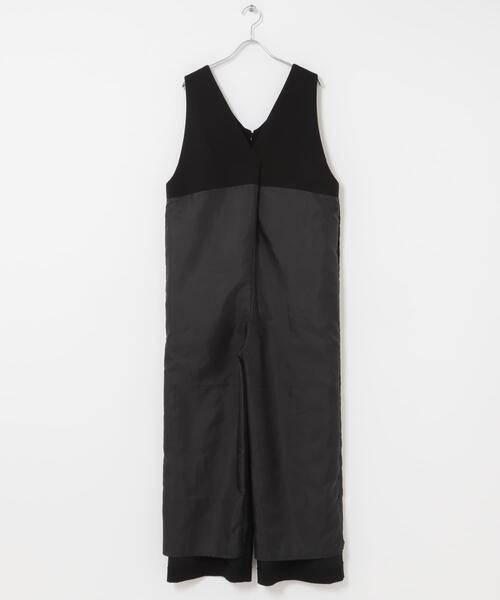URBAN RESEARCH DOORS（アーバンリサーチドアーズ）の「Vネックタックオールインワン（その他パンツ・レディース・ブラック・SMALL/MEDIUM）」の13枚目の写真