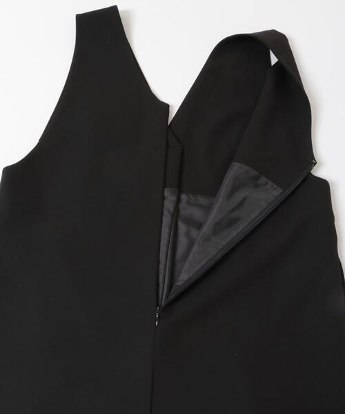 URBAN RESEARCH DOORS（アーバンリサーチドアーズ）の「Vネックタックオールインワン（その他パンツ・レディース・ブラック・SMALL/MEDIUM）」の14枚目の写真