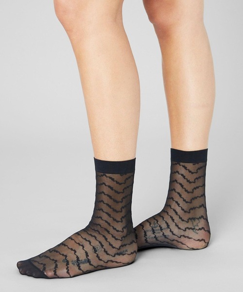 SWEDISH STOCKING（スウェディッシュストッキングス）の「Mila Ruffle Socks Black（ソックス/靴下・レディース・ブラック・ONE SIZE）」の3枚目の写真