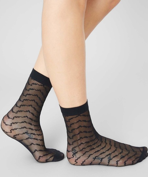 SWEDISH STOCKING（スウェディッシュストッキングス）の「Mila Ruffle Socks Black（ソックス/靴下・レディース・ブラック・ONE SIZE）」の4枚目の写真