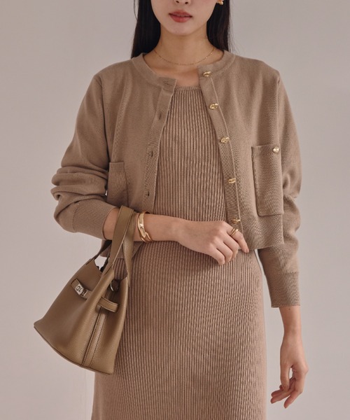 ACYM（アシーム）の「ポイントボタンニットカーディガン（カーディガン/ボレロ・レディース・ブラック/モカ/アイボリー・FREE）」の18枚目の写真