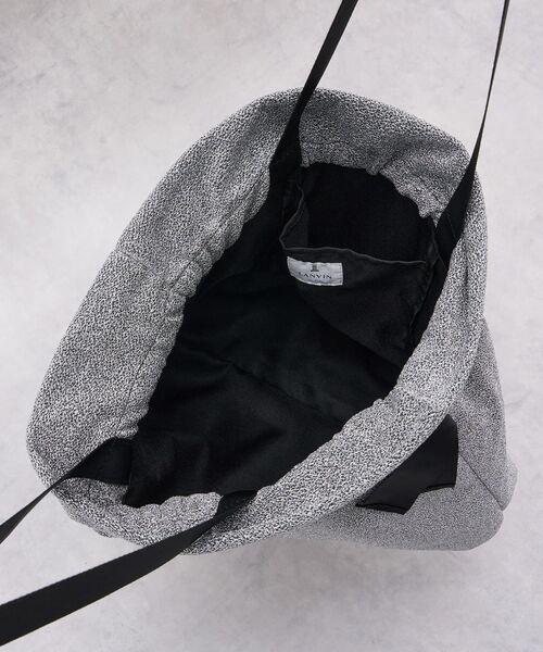 LANVIN en Bleu(ランバンオンブルー)の「ラメグログランギャザーバッグ(トートバッグ・レディース・ブラウン/シルバー/ブラック・FREE)」の5枚目の写真