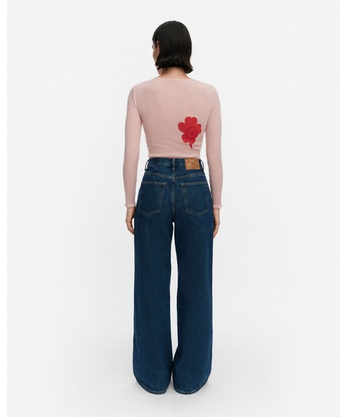 marimekko(マリメッコ)の「【一部店舗・オンラインストア限定】Polkka Unikko / pullover(ニット/セーター・レディース・ライトピンク・MEDIUM/SMALL)」の3枚目の写真
