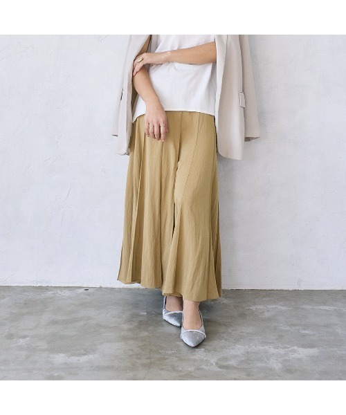 Mode et Jacomo(モードエジャコモ)の「ビジューベルトポインテッドバンプス(その他シューズ・レディース・デザートカモ/シルバー/ブラック・24.5cm/24cm/23.5cm/23cm/22.5cm)」の21枚目の写真