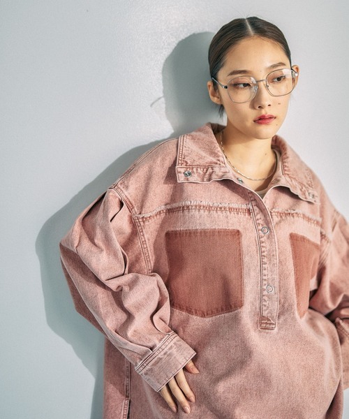 LEPSIM（レプシィム）の「デニム襟付きプルオーバー　629898（シャツ/ブラウス・レディース・ベージュ/ピンク/ブルー・FREE）」の4枚目の写真