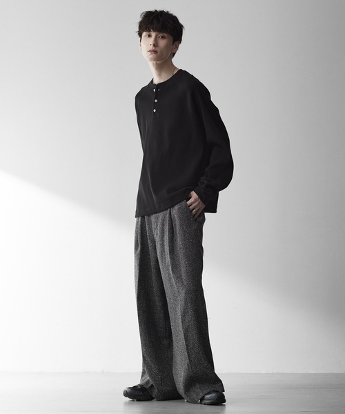 RUUBON（ルーボン）の「【RUUBON】henley neck long sleeve Tee/ヘンリーネック ロングスリーブTシャツ/ロンT（Tシャツ/カットソー・メンズ・ブラック/ライトグレー・S/M/L）」の17枚目の写真