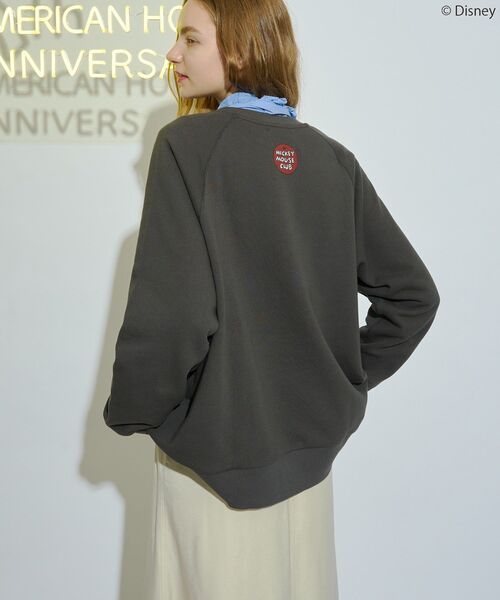 Disney（ディズニー）の「【Mickey&Friends】ビンテージ風スウェット（スウェット・レディース・グレー系その他/チャコールグレー/ホワイト系その他・FREE）」の7枚目の写真