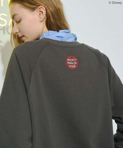 Disney（ディズニー）の「【Mickey&Friends】ビンテージ風スウェット（スウェット・レディース・グレー系その他/チャコールグレー/ホワイト系その他・FREE）」の8枚目の写真