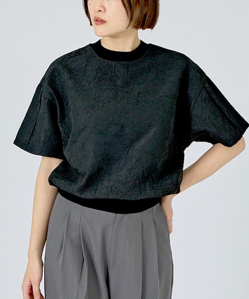 NOMINE(ノミネ)の「【NOMINE】シワ加工 リンクル Tシャツ(Tシャツ/カットソー・レディース・ブラウン/ホワイト/ブラック系その他/セージグリーン・フリー)」の3枚目の写真