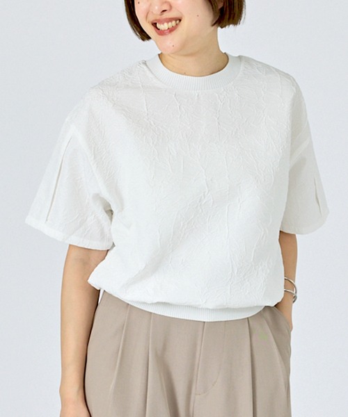 NOMINE(ノミネ)の「【NOMINE】シワ加工 リンクル Tシャツ(Tシャツ/カットソー・レディース・ブラウン/ホワイト/ブラック系その他/セージグリーン・フリー)」の10枚目の写真