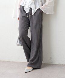 Remind me and forever（リマインドミーアンドフォーエバー）の「【楽なのにきれい見え】【SET UP対応アイテム】サイドレースイージーパンツ（スラックス）」