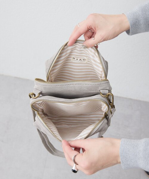 ear PAPILLONNER（イアパピヨネ）の「《ear別注》【B#AG(バッグ）】スエードショルダーバッグ（ショルダーバッグ・レディース・グリーン/ダークブラウン/ライトグレー・FREE）」の6枚目の写真