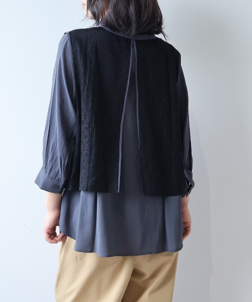 leswel(レスウェル)の「【WEB/一部店舗限定】【LL~5L 大きいサイズ】レースレイヤードバンドカラーブラウス(シャツ/ブラウス・レディース・チャコールグレー/オフホワイト/オレンジ・3L/LL/5L/4L)」の11枚目の写真
