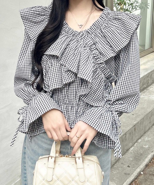 INGNI（イング）の「クロスフリルオフショルブラウス（シャツ/ブラウス・レディース・ホワイト系その他3/ブラック系/ブラック系その他3・M）」の16枚目の写真