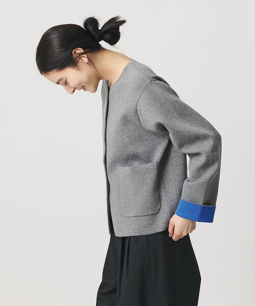 BEAUTY&YOUTH UNITED ARROWS(ビューティーアンドユースユナイテッドアローズ)の「【WEB限定 Wardrobe DAILY MINIMAL】バイカラー スナップボタンカーディガン ウォッシャブル(カーディガン/ボレロ・レディース・ベージュ/グレー系/ナチュラル・FREE)」の5枚目の写真