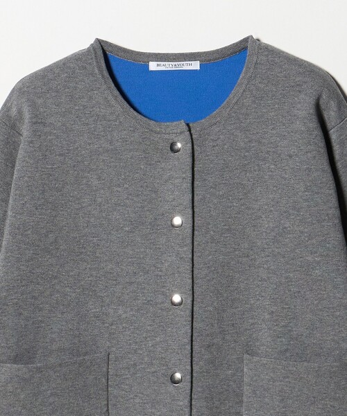 BEAUTY&YOUTH UNITED ARROWS(ビューティーアンドユースユナイテッドアローズ)の「【WEB限定 Wardrobe DAILY MINIMAL】バイカラー スナップボタンカーディガン ウォッシャブル(カーディガン/ボレロ・レディース・ベージュ/グレー系/ナチュラル・FREE)」の20枚目の写真