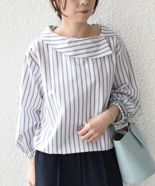 SHIPS Colors(シップス カラーズ)の「SHIPS Colors:〈洗濯機可能〉ロールカラー ストライプ ブラウス2◇(シャツ/ブラウス・レディース・ラベンダー/オフホワイト/ライトブルー・ONE SIZE)」の2枚目の写真