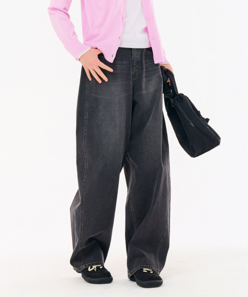 CHASECULT（チェイスカルト）の「レディース ブラックカーブワイドデニムパンツ-FARG2364B03（デニムパンツ・レディース・ブラック・74/76/67/70）」の5枚目の写真