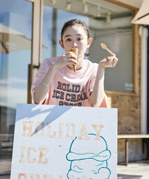 限定展開 HOLIDAY ICECREAM×FREAK'S STORE 別注 ビッグシルエット カレッジプリント クルーネック Tシャツ