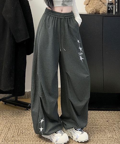 core core(コアコア)の「スター刺繍スウェットワイドパンツ(スウェットパンツ・レディース・ダークグレー/ピンク/ホワイト・L/M)」の2枚目の写真