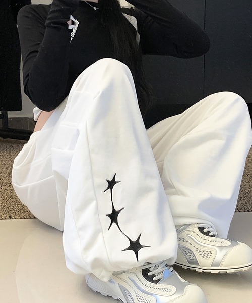 core core(コアコア)の「スター刺繍スウェットワイドパンツ(スウェットパンツ・レディース・ダークグレー/ピンク/ホワイト・L/M)」の8枚目の写真