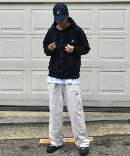 MUCENT(ムセント)の「A'GEM/9 × .kom 『MUCENT/ムセント』BACK LOGO 2-WAY HOOD ZIP-UP/バックロゴ 2 WAYジップアップパーカー(パーカー・レディース・ブラック/グレー・FREE)」の9枚目の写真