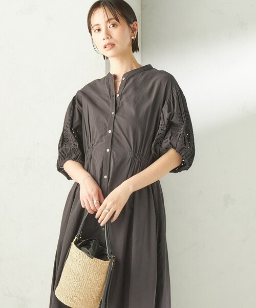 Fanaka(ファナカ)の「【SHIPS別注】Fanaka:〈手洗い可能〉シフリー ウエスト ギャザー ワンピース(ワンピース・レディース・ブラック/オフホワイト・ONE SIZE)」の12枚目の写真