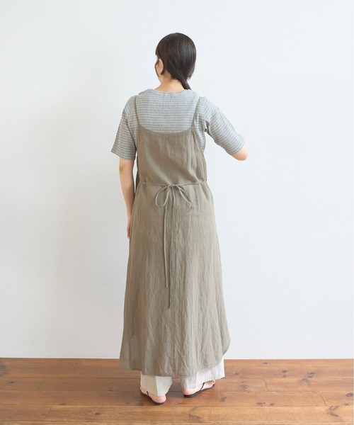 yuni（ユニ　）の「強撚CottonLinen 近江晒wrap one-piece（ジャンパースカート・レディース・チャコールグレー/パープル/カーキ・FREE）」の10枚目の写真