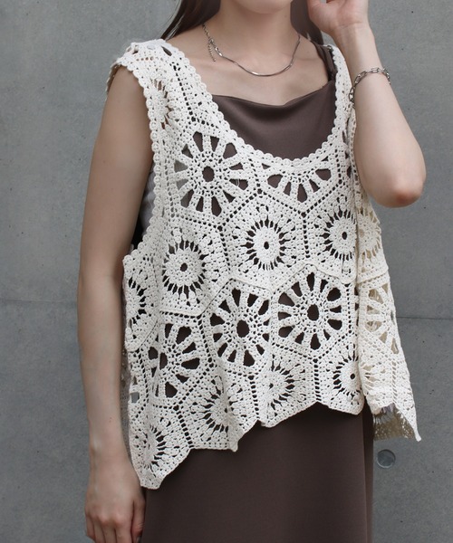 NYLAUS(ナイラス)の「【SG】クロシェ編みベスト かぎ針ビスチェ(ベスト・レディース・アイボリー/ブラック/モカ・M)」の15枚目の写真