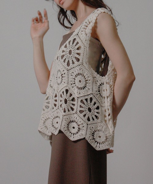 NYLAUS(ナイラス)の「【SG】クロシェ編みベスト かぎ針ビスチェ(ベスト・レディース・アイボリー/ブラック/モカ・M)」の7枚目の写真