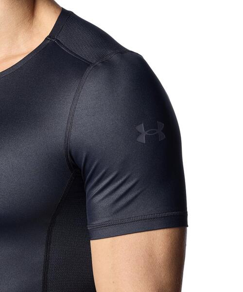 UNDER ARMOUR（アンダーアーマー）の「UAクール コンプレッション ショートスリーブ シャツ（トレーニング/メンズ）（Tシャツ/カットソー・メンズ・ブラック・XL/M/L/3XL/S/2XL）」の5枚目の写真