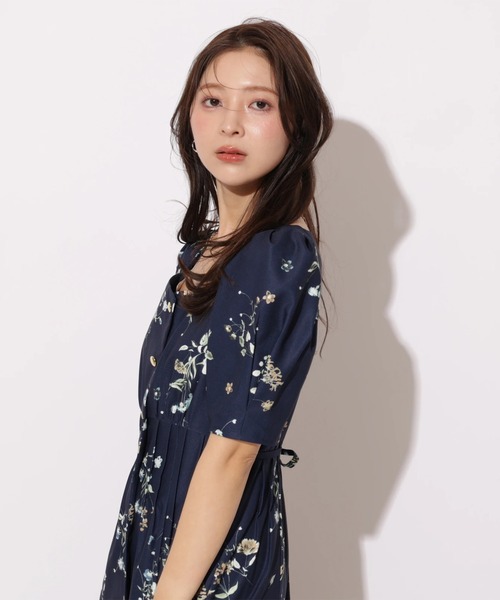 Apuweiser-riche(アプワイザーリッシェ)の「ボタニカルマーメイドワンピース(ワンピース・レディース・ネイビー/オフホワイト/ライトブルー・2/1/0)」の22枚目の写真