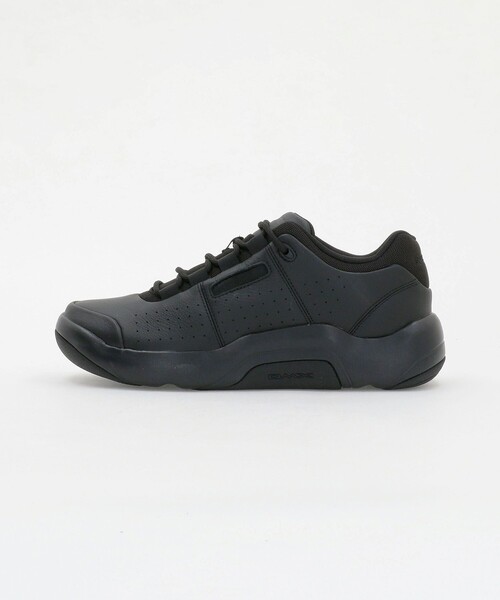 Reebok(リーボック)の「<Reebok> DMX CMFT CLSC/スニーカー(スニーカー・メンズ・ブラック・28cm/27cm/26cm)」の1枚目の写真