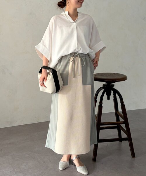Chez toi（シェトワ）の「【体型カバー】【高コスパ高見え】袖ターンバックブラウス（シャツ/ブラウス・レディース・ブラック/ブルー系その他/ホワイト/レッド系その他/ライム・FREE）」の15枚目の写真