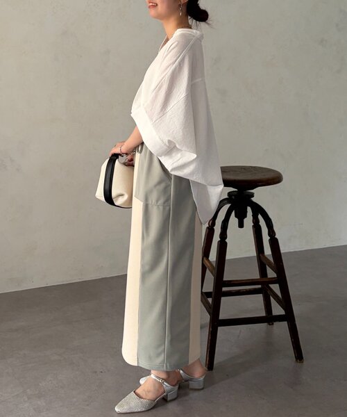 Chez toi（シェトワ）の「【体型カバー】【高コスパ高見え】袖ターンバックブラウス（シャツ/ブラウス・レディース・ブラック/ブルー系その他/ホワイト/レッド系その他/ライム・FREE）」の16枚目の写真