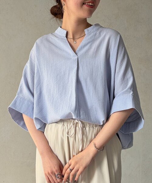 Chez toi(シェトワ)の「【体型カバー】【高コスパ高見え】袖ターンバックブラウス(シャツ/ブラウス・レディース・ブラック/ブルー系その他/ホワイト/レッド系その他/ライム・FREE)」の21枚目の写真
