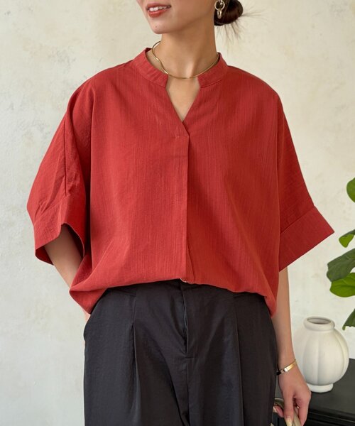 Chez toi(シェトワ)の「【体型カバー】【高コスパ高見え】袖ターンバックブラウス(シャツ/ブラウス・レディース・ブラック/ブルー系その他/ホワイト/レッド系その他/ライム・FREE)」の12枚目の写真