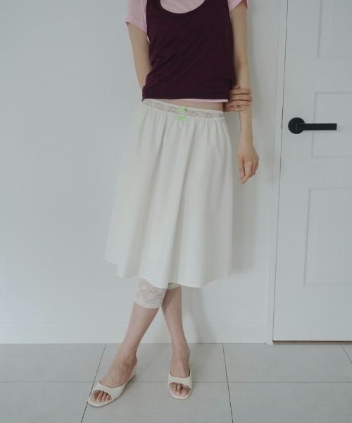 FEKETE(フェケテ)の「ribbon lace leggings / リボンレースレギンス(その他パンツ・レディース・ネイビー/アイボリー/ミント・MEDIUM/SMALL/LARGE)」の9枚目の写真