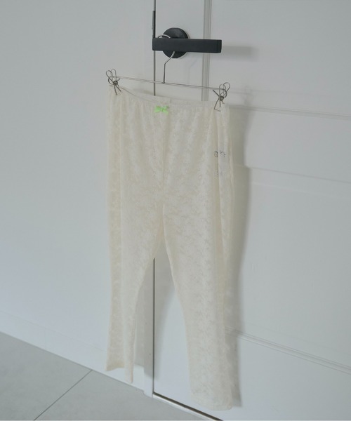 FEKETE(フェケテ)の「ribbon lace leggings / リボンレースレギンス(その他パンツ・レディース・ネイビー/アイボリー/ミント・MEDIUM/SMALL/LARGE)」の16枚目の写真