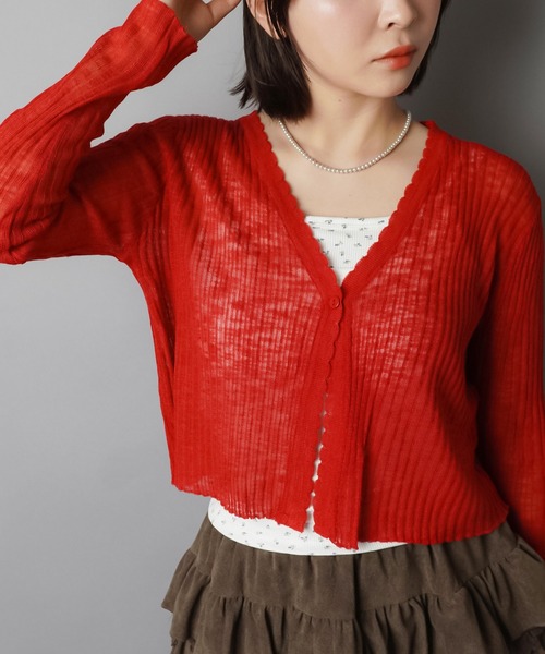 SPINNS(スピンズ)の「抜け感まで可愛く仕上がる シアーカーディガン(カーディガン/ボレロ・レディース・レッド/ホワイト/ネイビー/ブラック/グレー/ミント/イエロー・ONESIZE)」の17枚目の写真