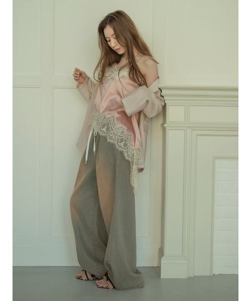 LILY BROWN（リリーブラウン）の「イレギュラーヘムサテンキャミトップス（キャミソール・レディース・コーラル/ブルー/ブラック・F）」の6枚目の写真